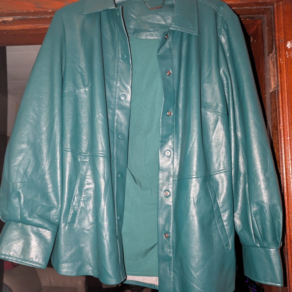 Women Chico  Green Faux Leather Jacket size 1 (size 8)